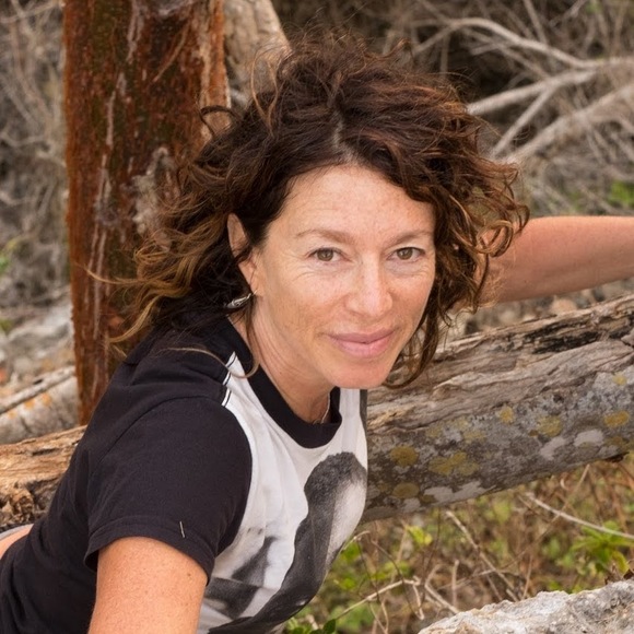 Meet your Posher, Karen - Picture 1 of 1